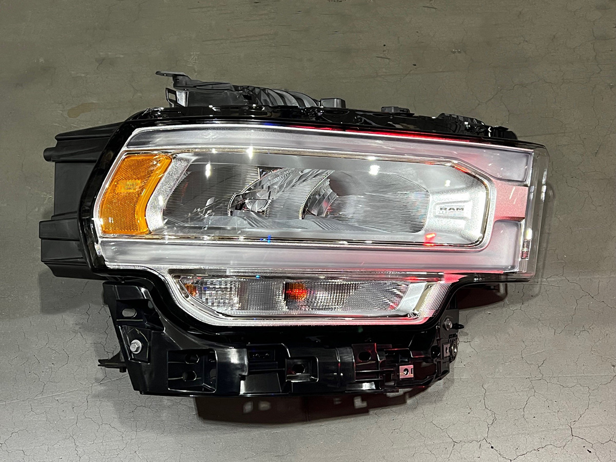 68360180AD Rh Headlamp